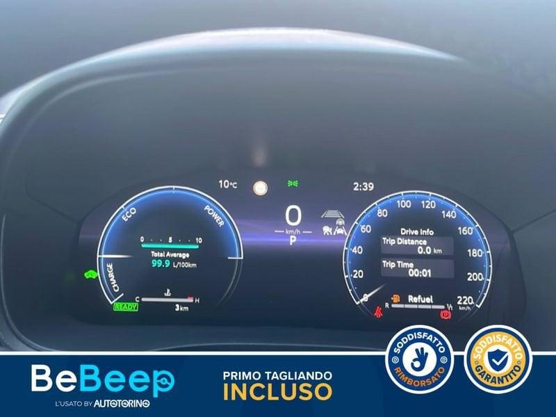 Toyota Yaris 1.5H 130 LOUNGE