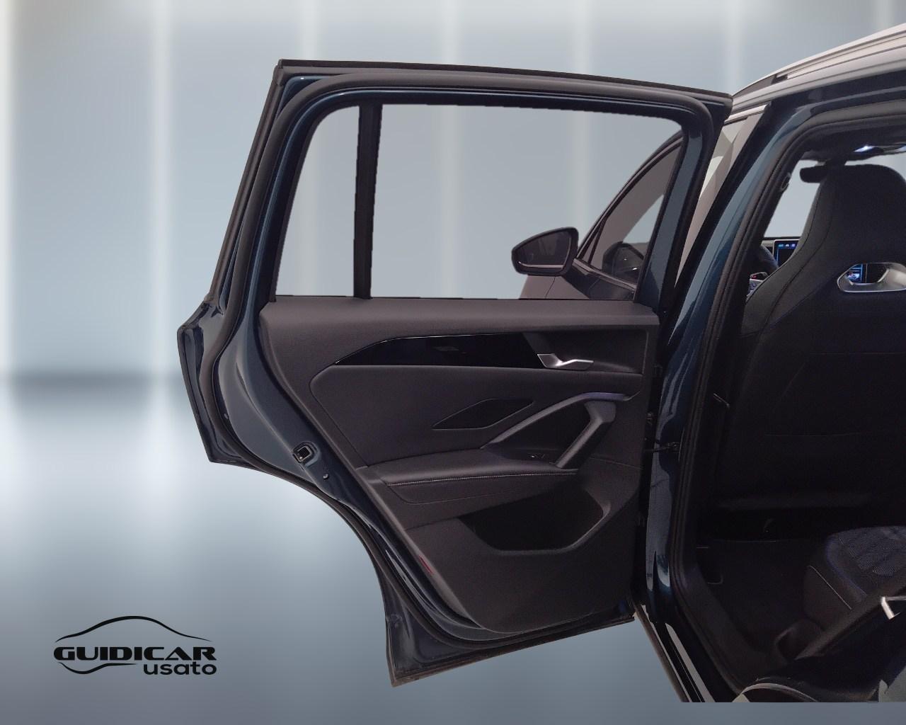 VOLKSWAGEN Tiguan III 2024 - Tiguan 2.0 tdi R-Line 150cv dsg