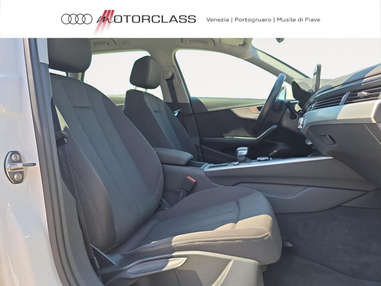 Audi A4 avant 30 2.0 tdi 122cv business s tronic my16