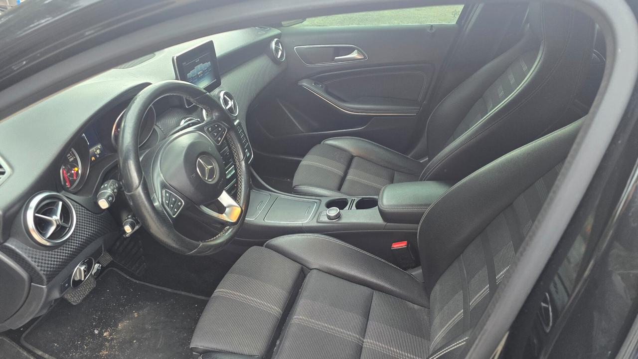 Mercedes-benz A 180 d Automatic Premium