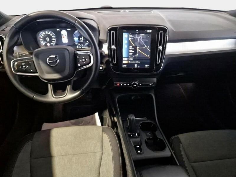 VOLVO XC40 T5 Plug-in Hybrid auto Recharge Inscription Expression