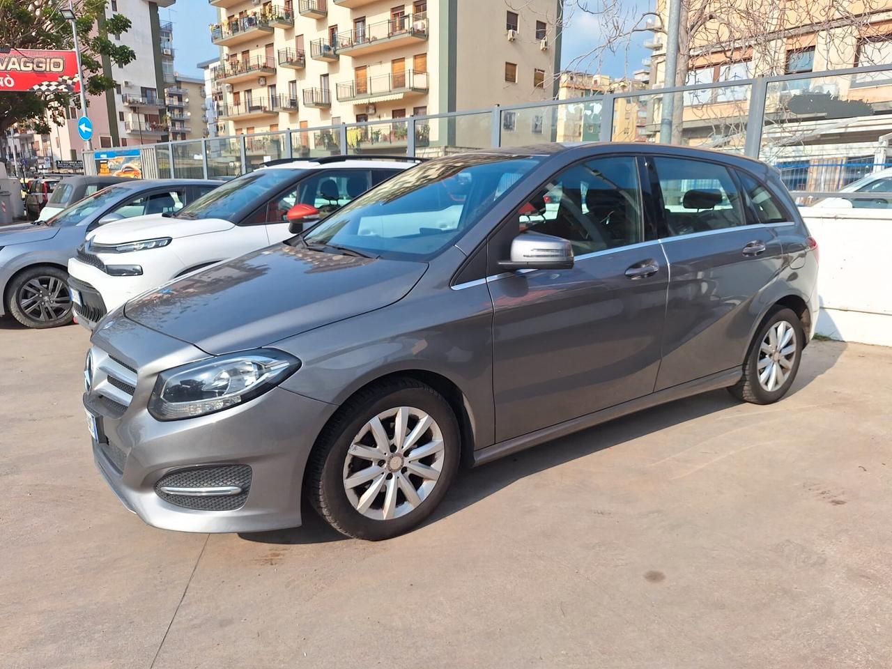 Mercedes-benz B 180 d Business