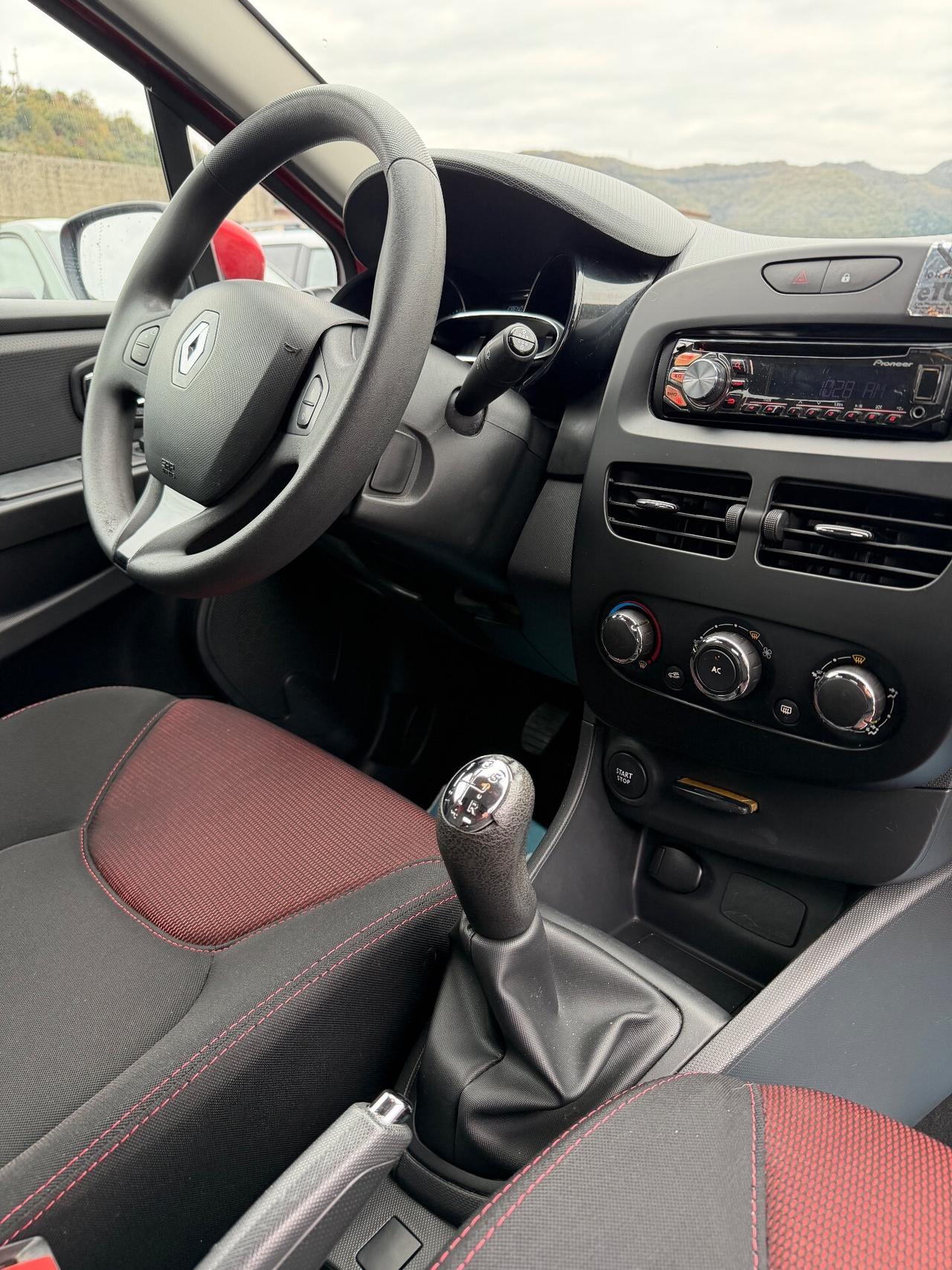 Renault Clio 1.2 75CV GPL 5 porte - NEOPATENTATI-