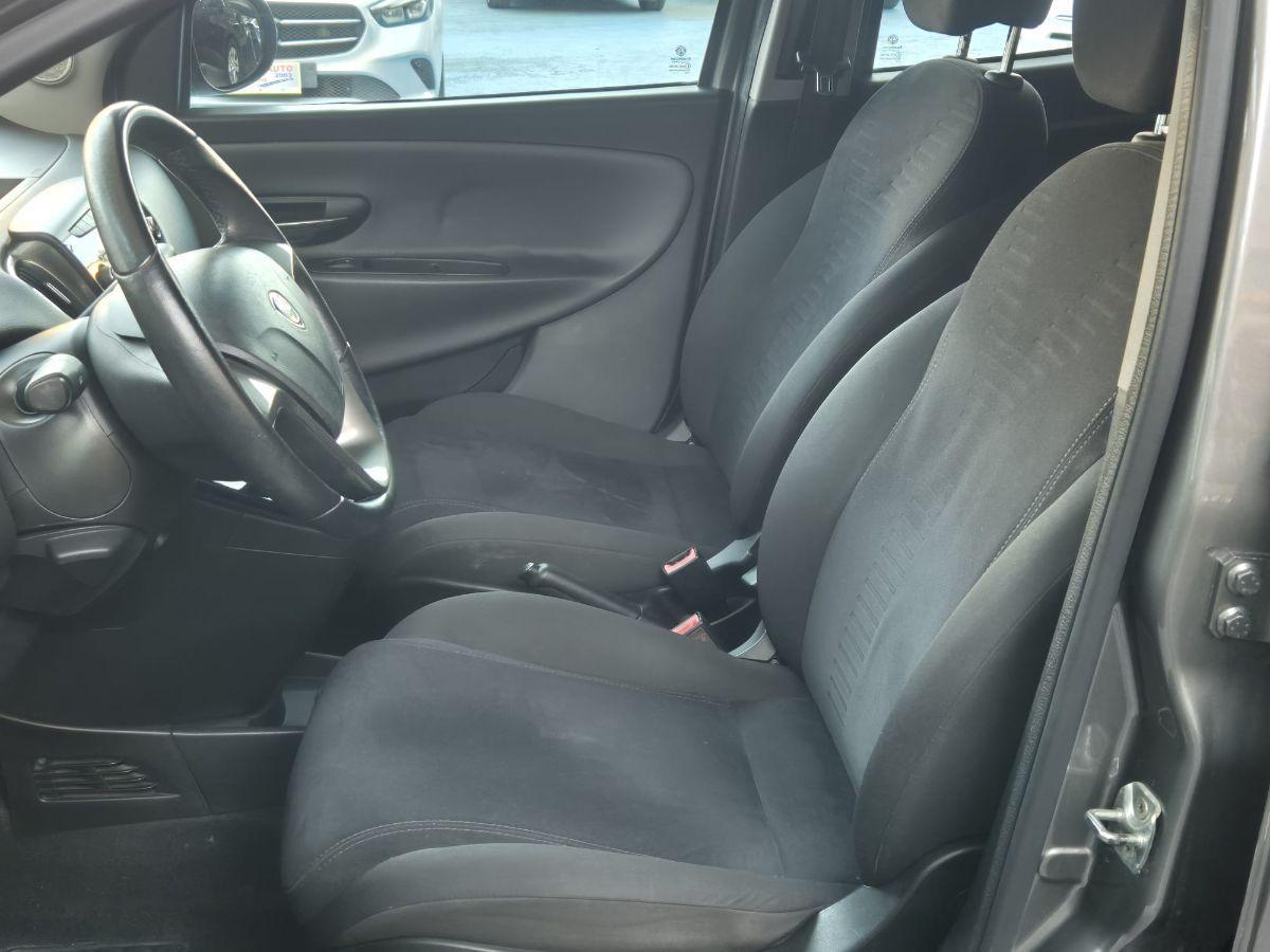 LANCIA - Ypsilon - 1.2 69 CV 5 porte GPL Ecochic Platinum