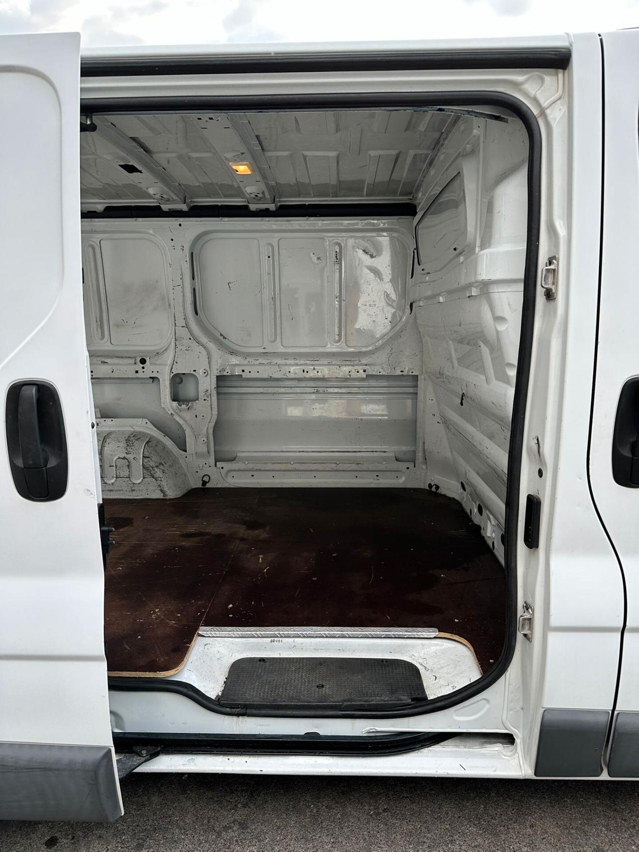 Opel Vivaro 27 2.0 CDTI PC-TN Furgone