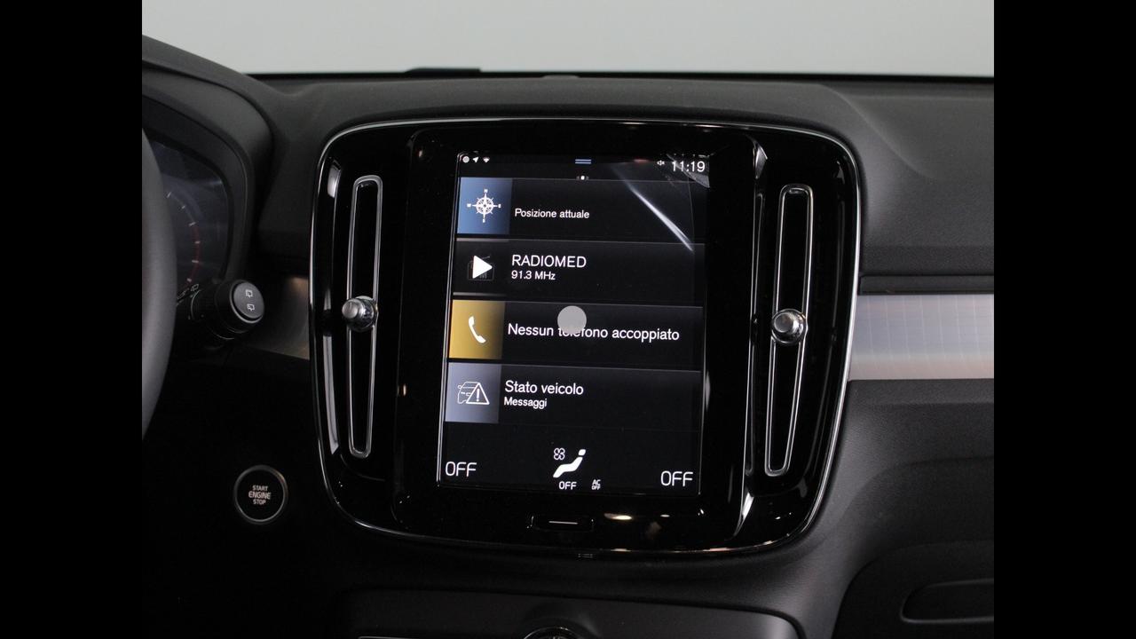 VOLVO XC40 Core T2 AUT