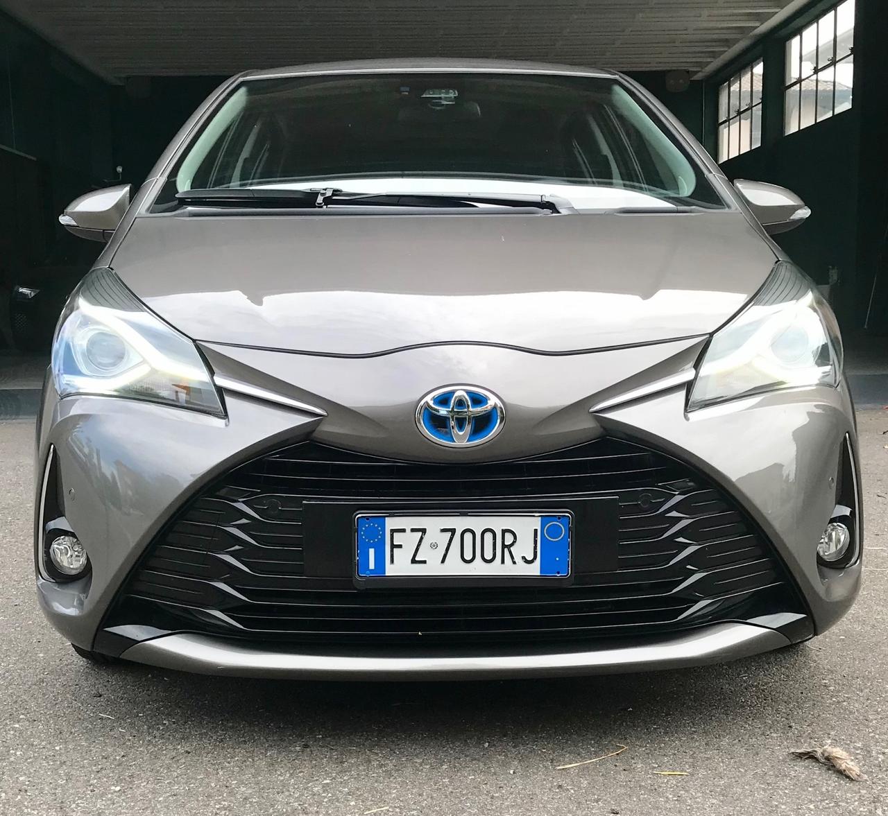 Toyota Yaris 1.5 Hybrid 5 porte Active
