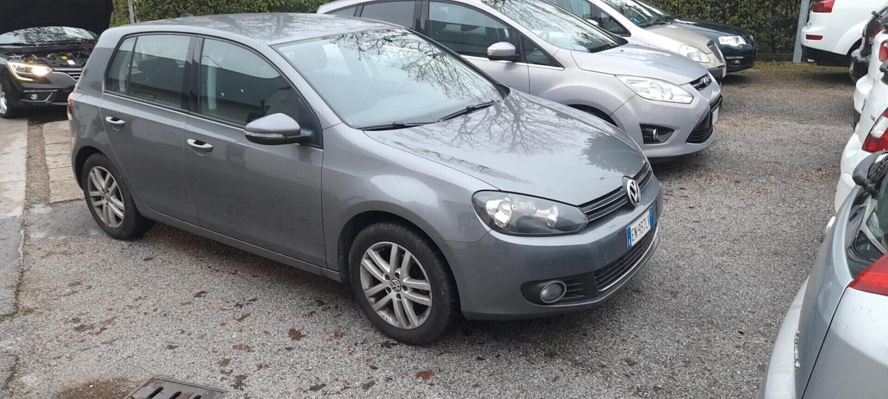 Volkswagen Golf 1.6 TDI DPF DSG 5p. Highline