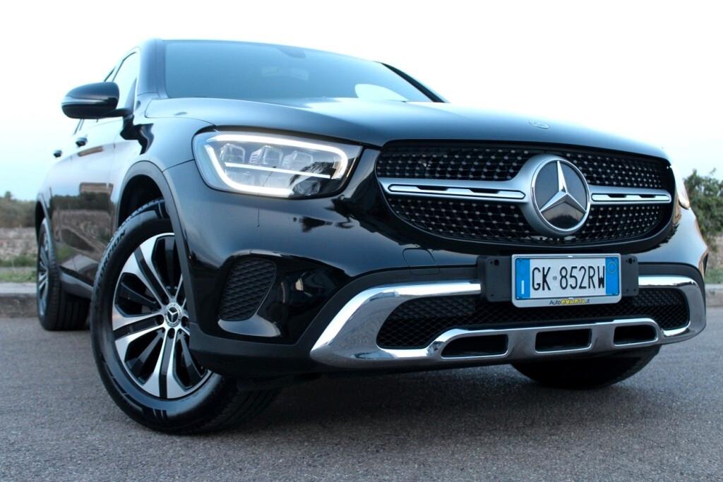 MERCEDES GLC coupé 200 d 4Matic *Pelle *Display 10,25