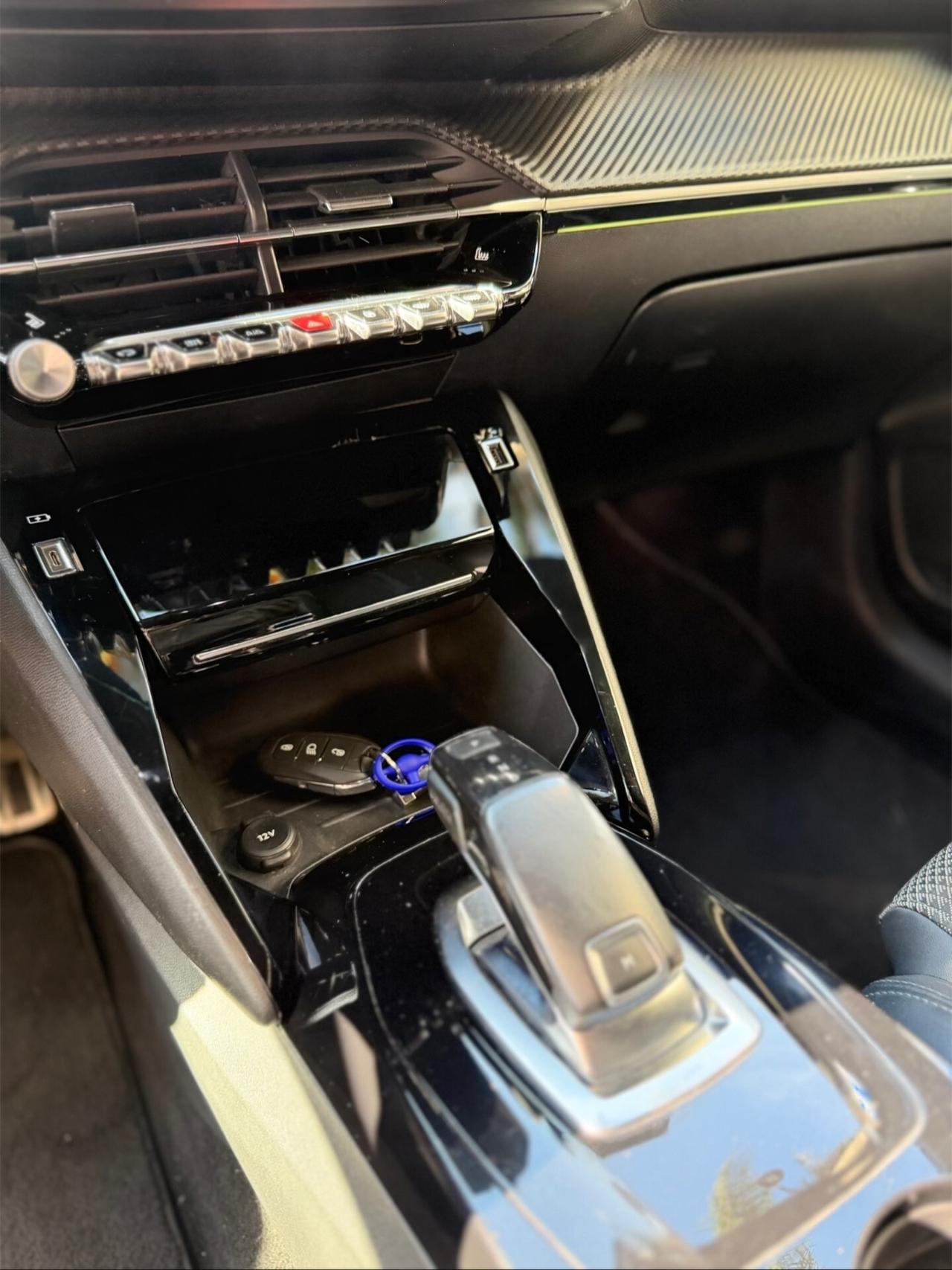 Peugeot 208 GT Line Automatica 1.2 101 Cv