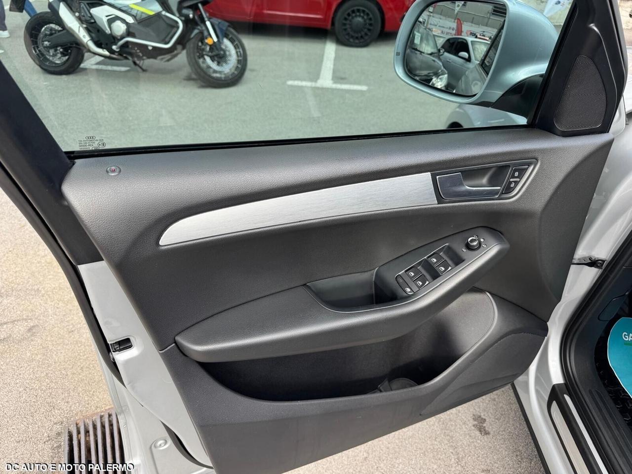 Audi Q5 2.0 TDI 170CV quattro S-Line Permuto.2011