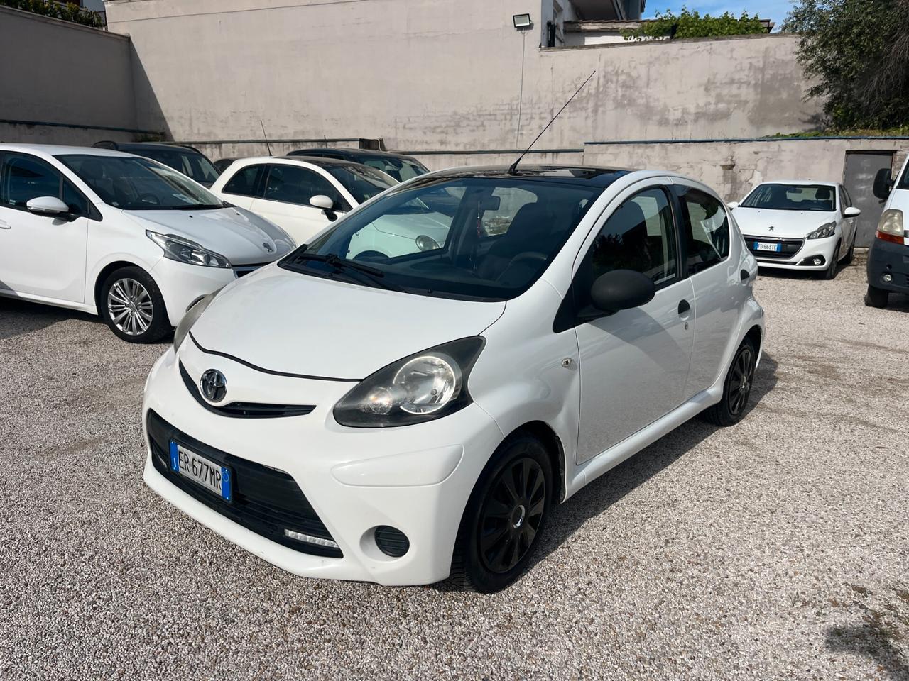 Toyota Aygo 1.0 12V VVT-i 5 porte Cool Soda Connect