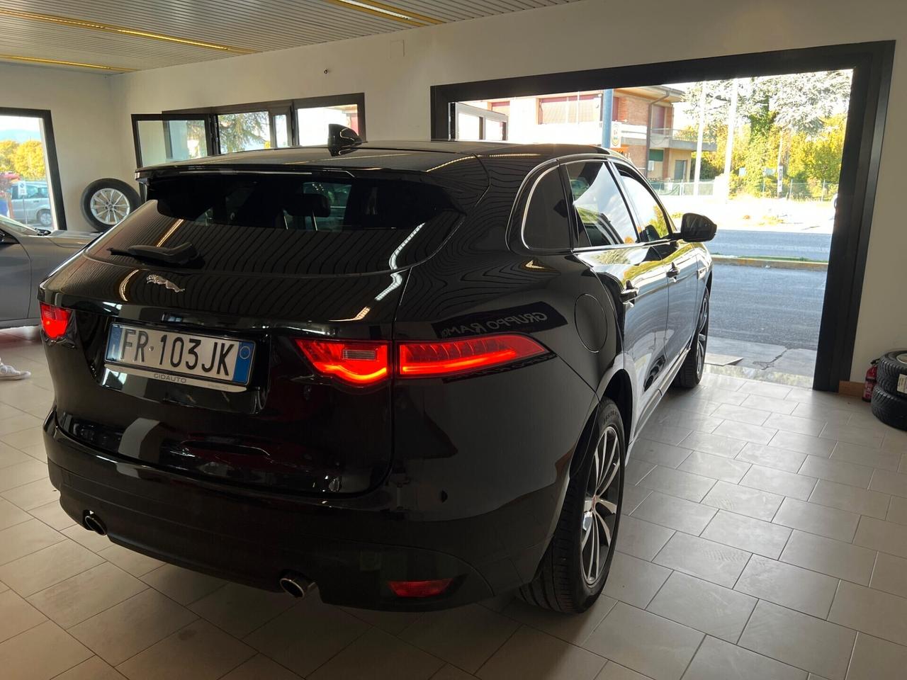 Jaguar F-Pace 2.0 D 240 CV AWD aut. Pure