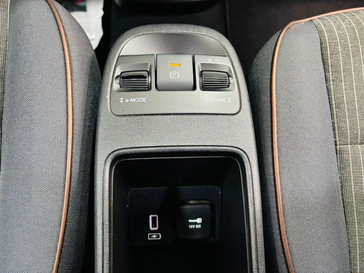 Fiat 500 E 100% elettrica La Prima My'21