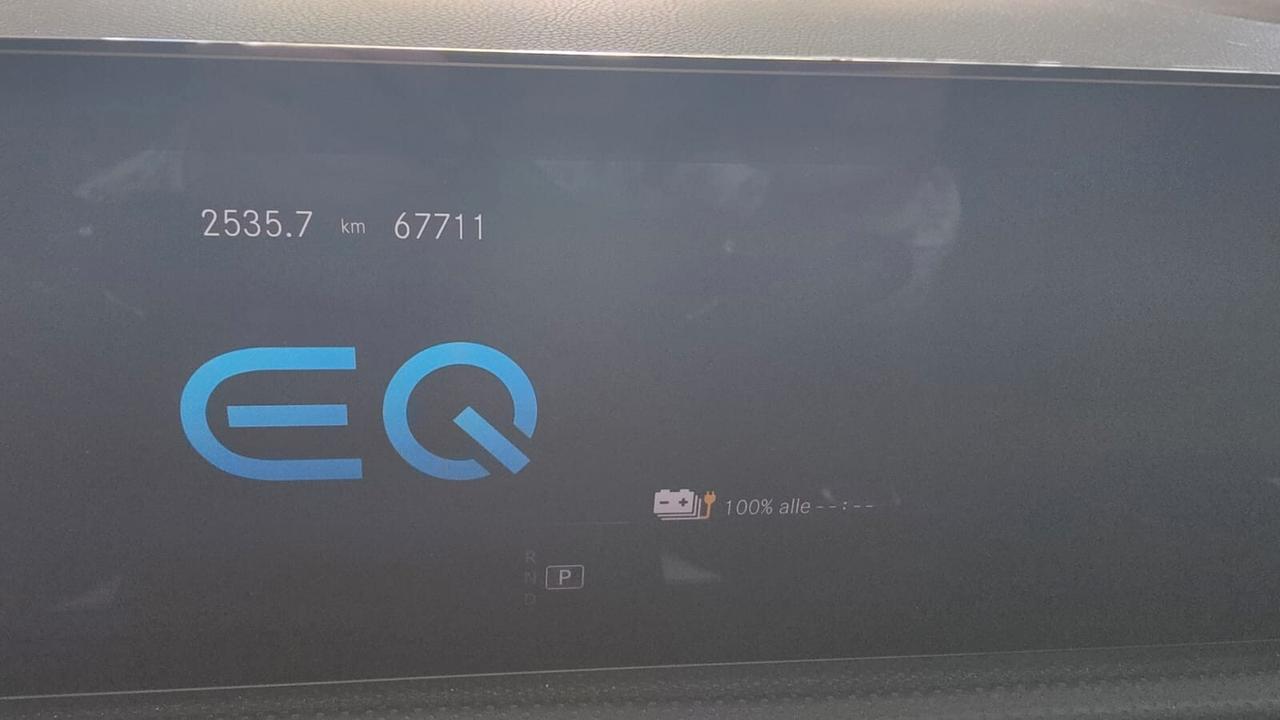 Mercedes-benz A 250 e Automatic EQ-Power Premium PACK AMG
