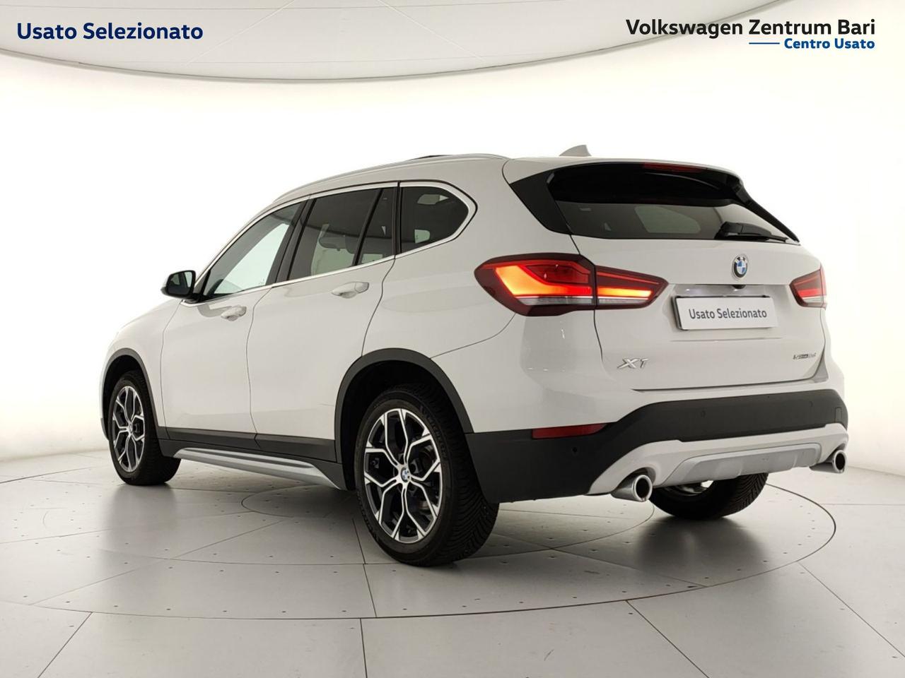 BMW X1 sdrive18d xline plus auto
