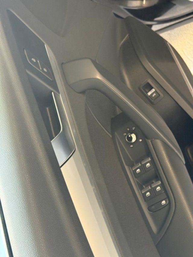 AUDI Q5 SPB 40 TDI quattro S tronic Business Advanced