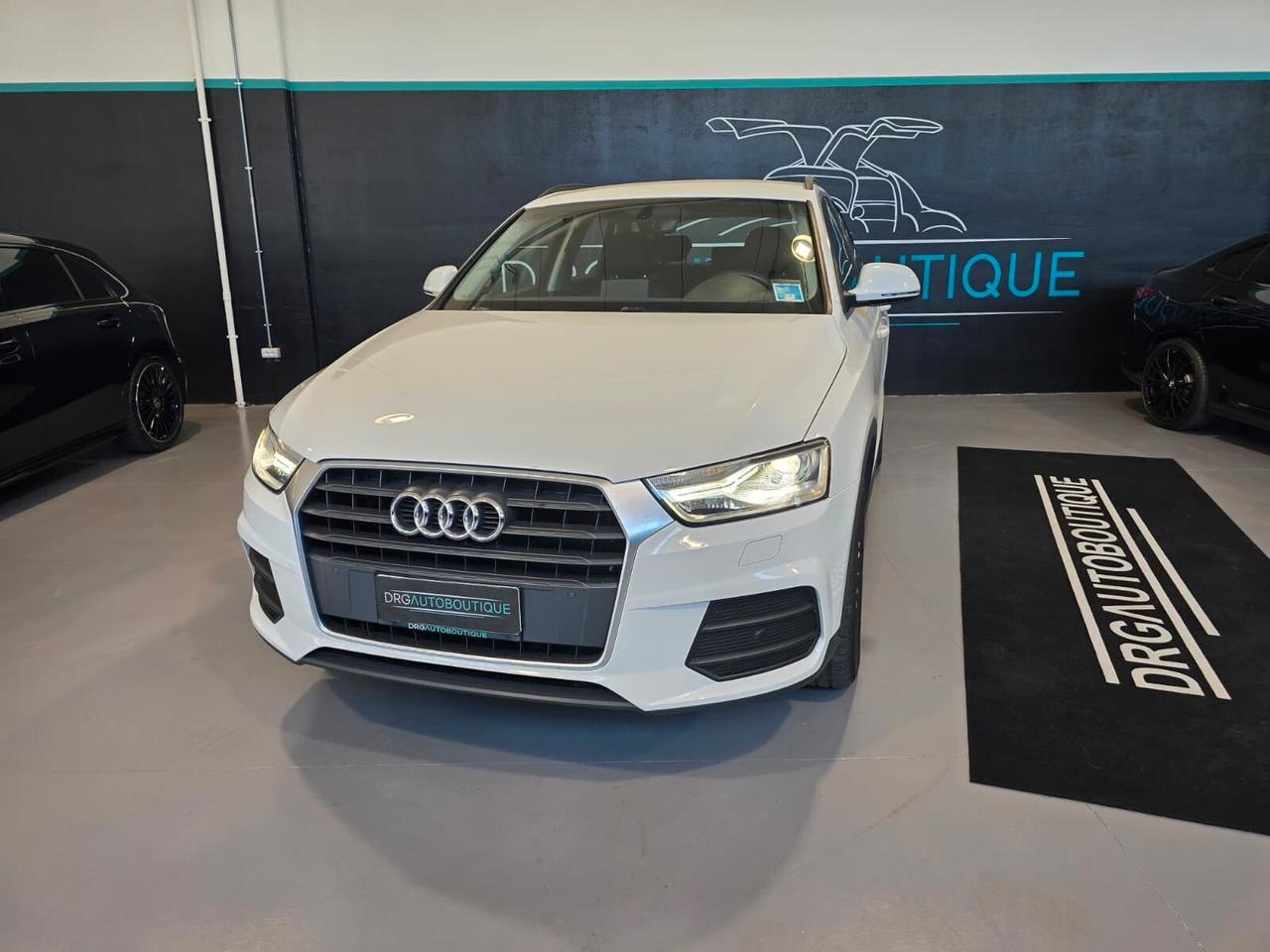 Audi Q3 2.0 TDI 120 CV Business