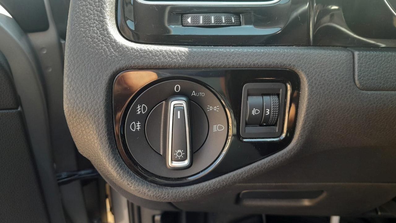 Volkswagen Golf 1.6 TDI DSG 5p. Comfortline BlueMotion Technology