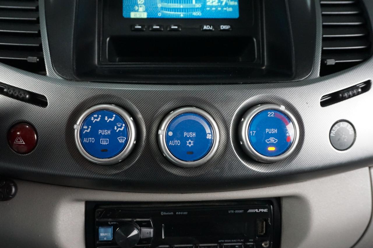 Mitsubishi L200 2.5 DI-D/136CV Double Cab Invite