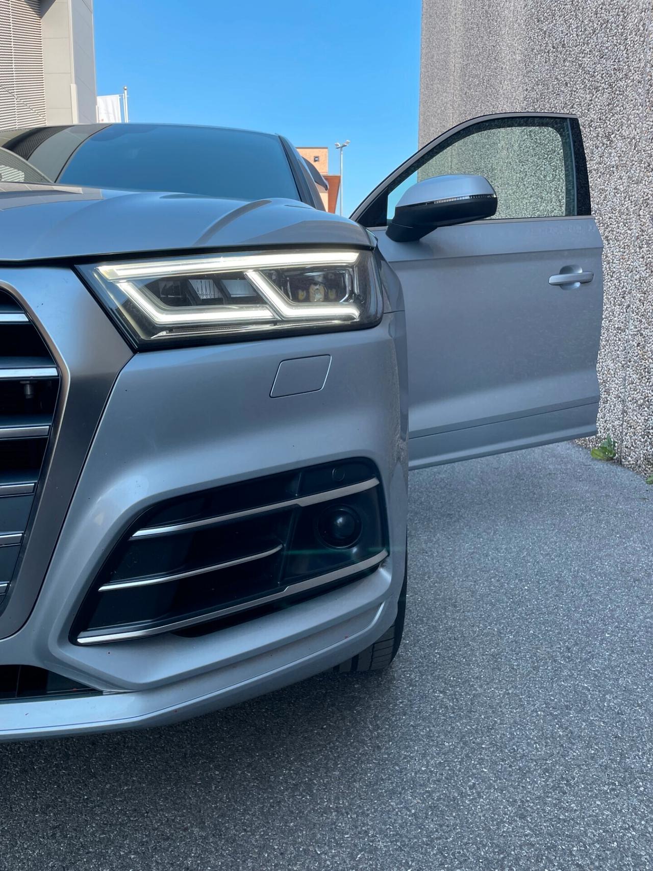 Audi Q5 2.0 40 TDI quattro S tronic S line plus