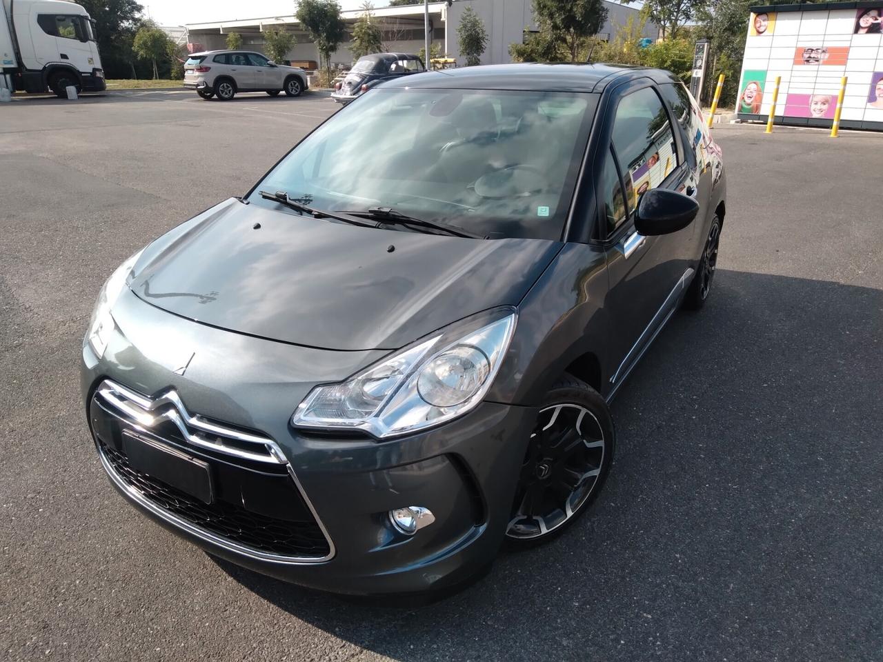 DS3 1.4 HDi 68cv sport-chic x neopatentati