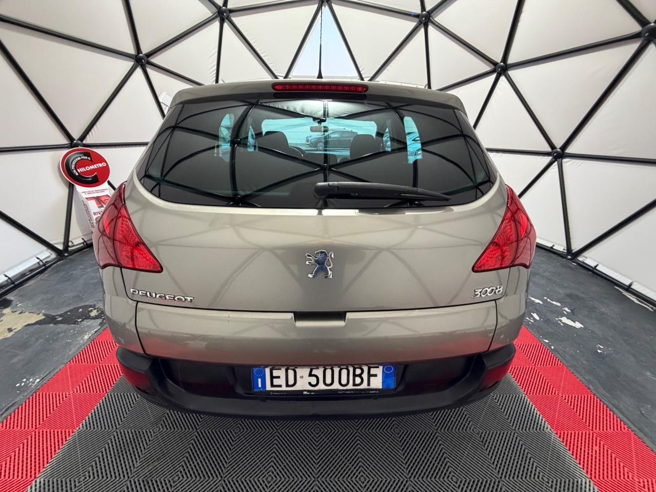 Peugeot 3008 1.6 HDi 110CV Premium