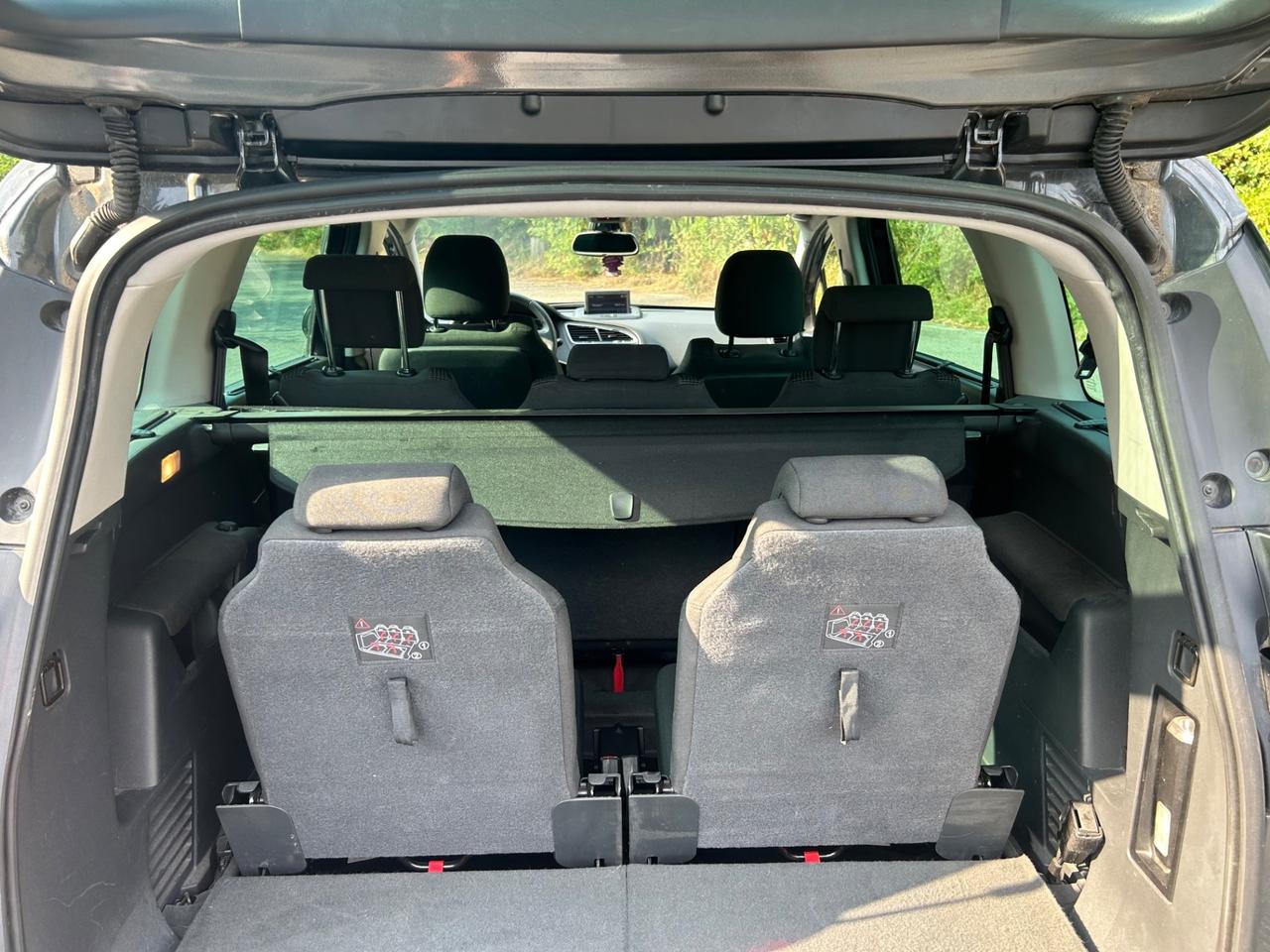 Peugeot 5008 1.6 HDi 112CV Allure 7posti