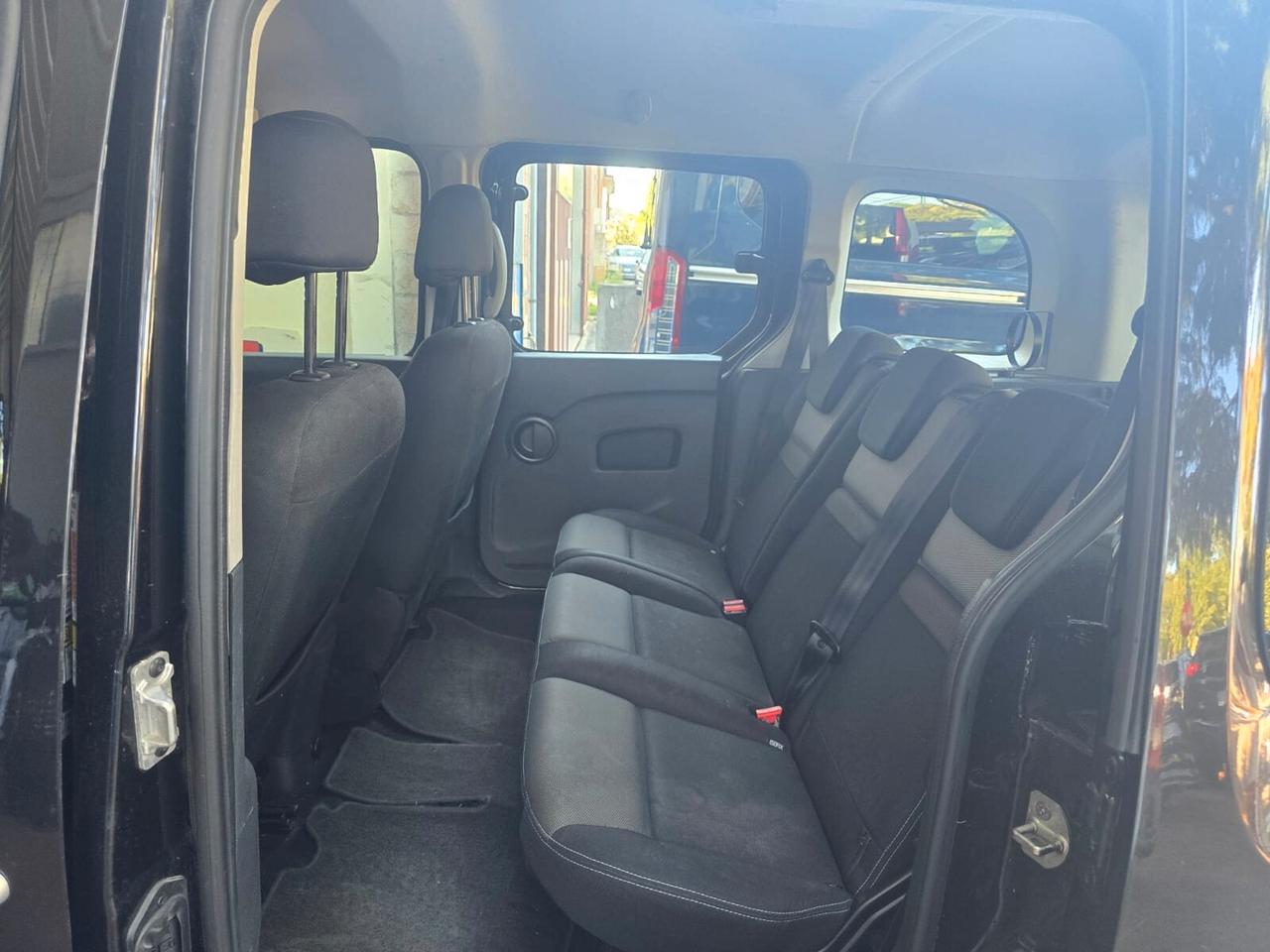 Renault Kangoo Blue dCi 8V 95CV 5 porte Limited rate 160,00