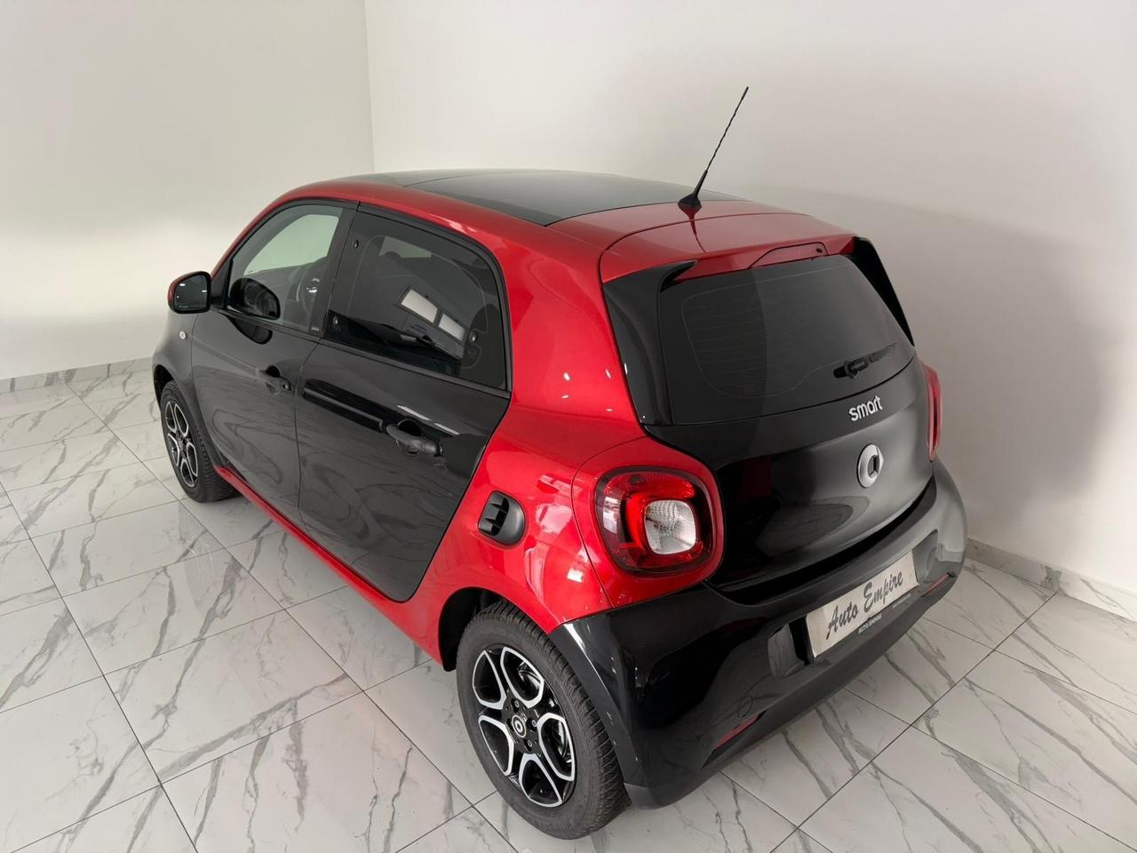 SMART FORFOUR PASSION AUTOMATICA TETTO PANORAMICO