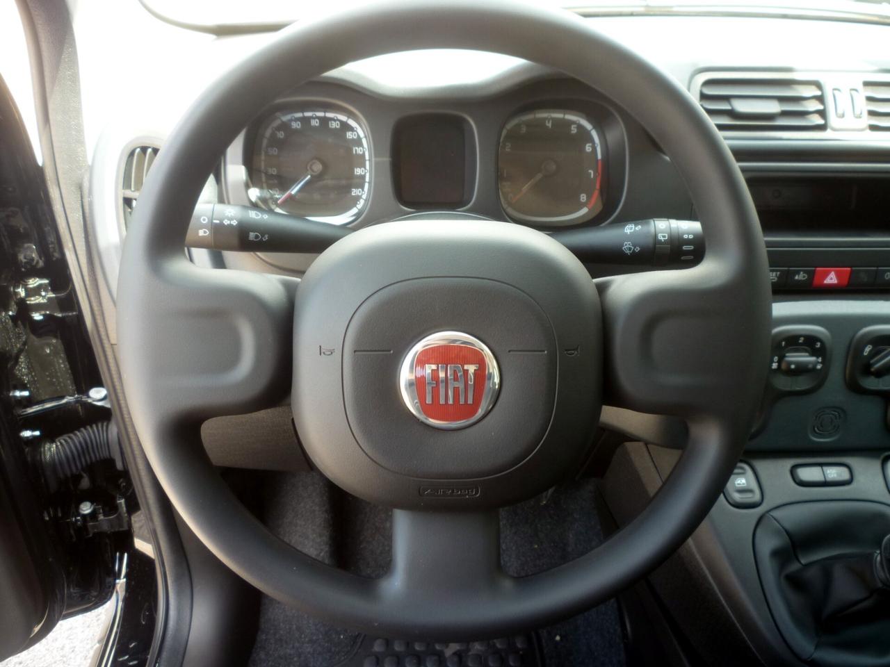 FIAT Panda 1.0 Hybrid 70 CV KM0 NERO 2024