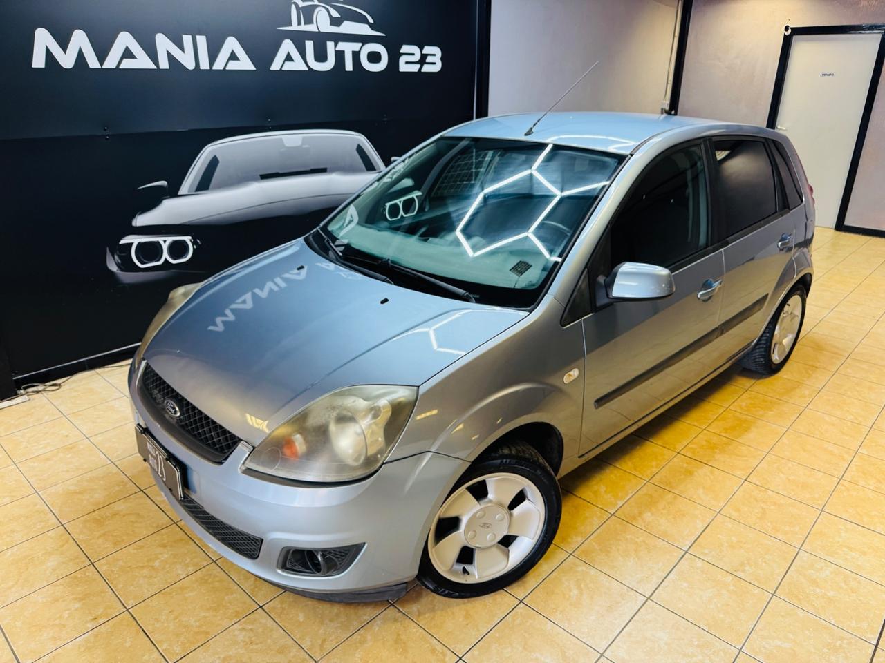 Ford Fiesta 1.4 TDCi 5p. Ghia*NEOPATENTATI*