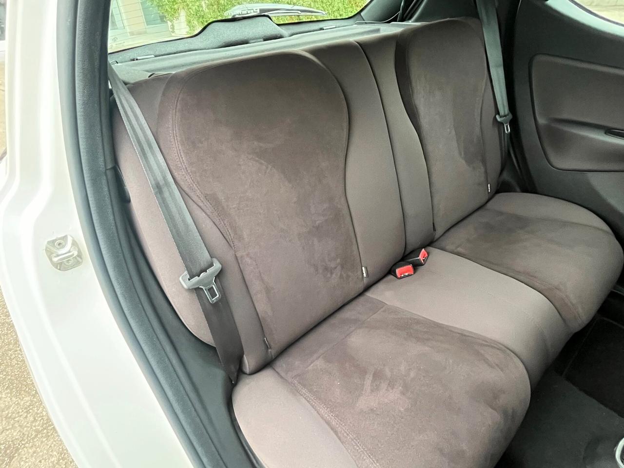 Lancia Ypsilon 1.3 mjt 95cv S&S Gold PDC/CLIMA. OK NEOPAT. PERF.