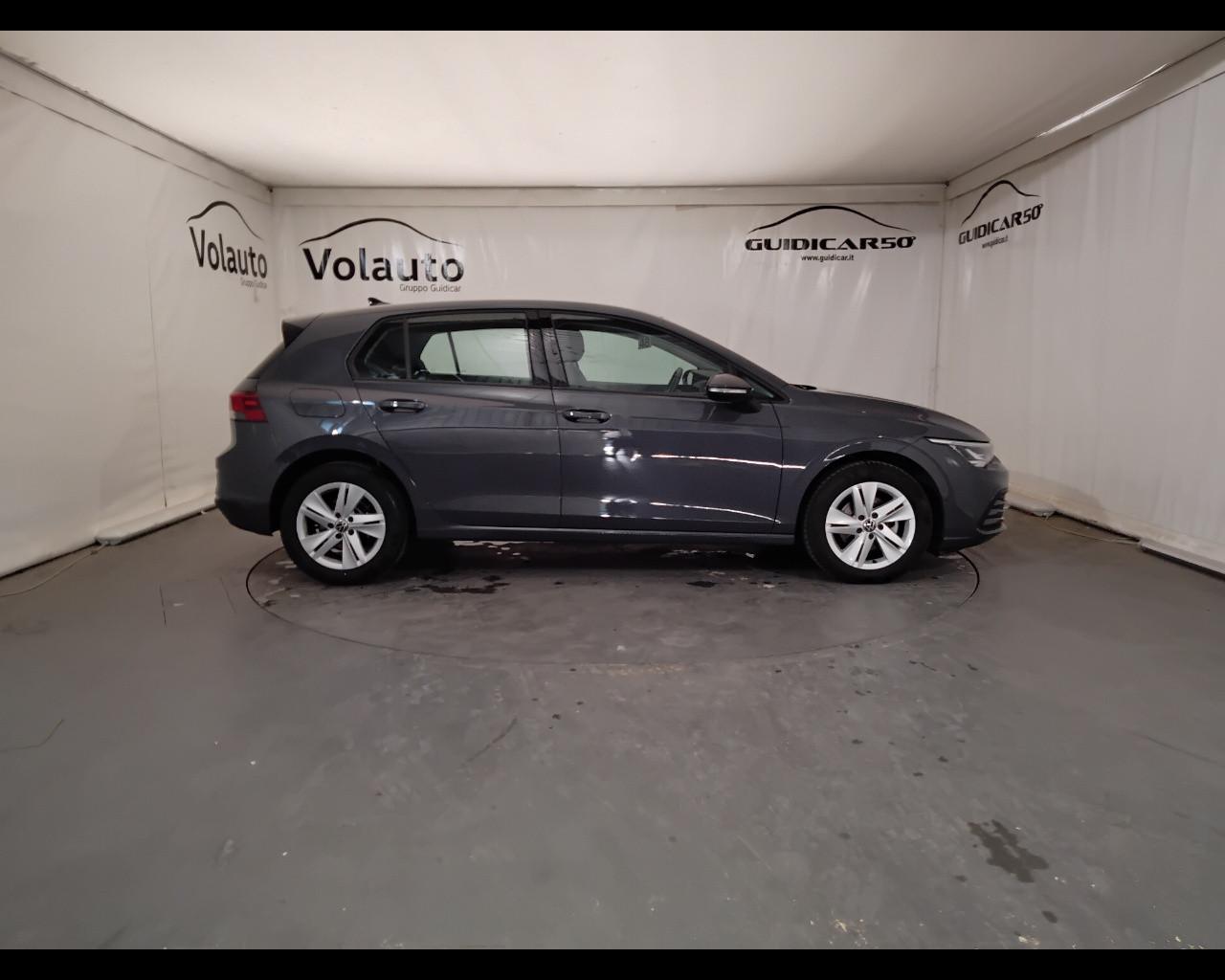 VOLKSWAGEN Golf VIII 2020 - Golf 2.0 tdi Life 115cv dsg
