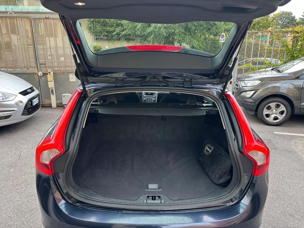 Volvo V60 D2 Business UNIPROPRIETARIO