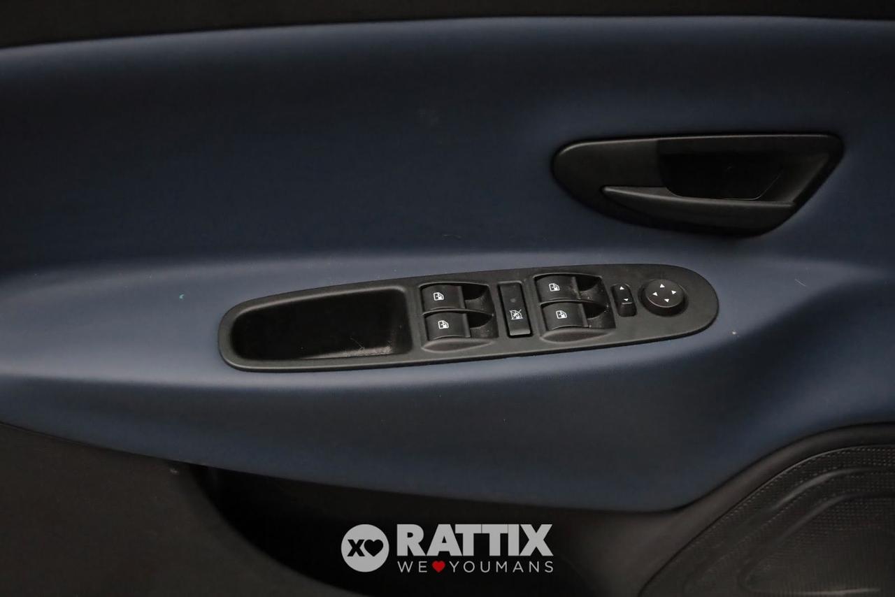 Lancia Ypsilon 1.0 Firefly Hybrid 70CV Platino