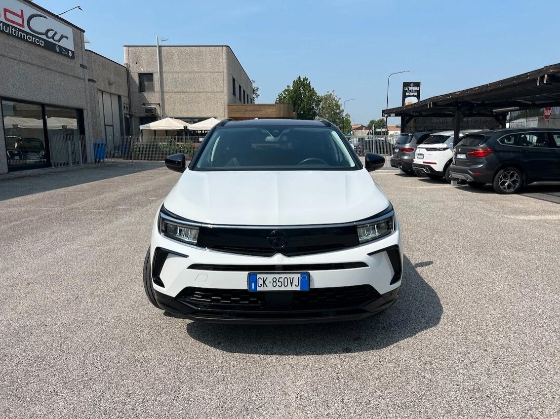 Opel Grandland 1.5 ecotec aut. AT8 131 Cv - Gancio Traino