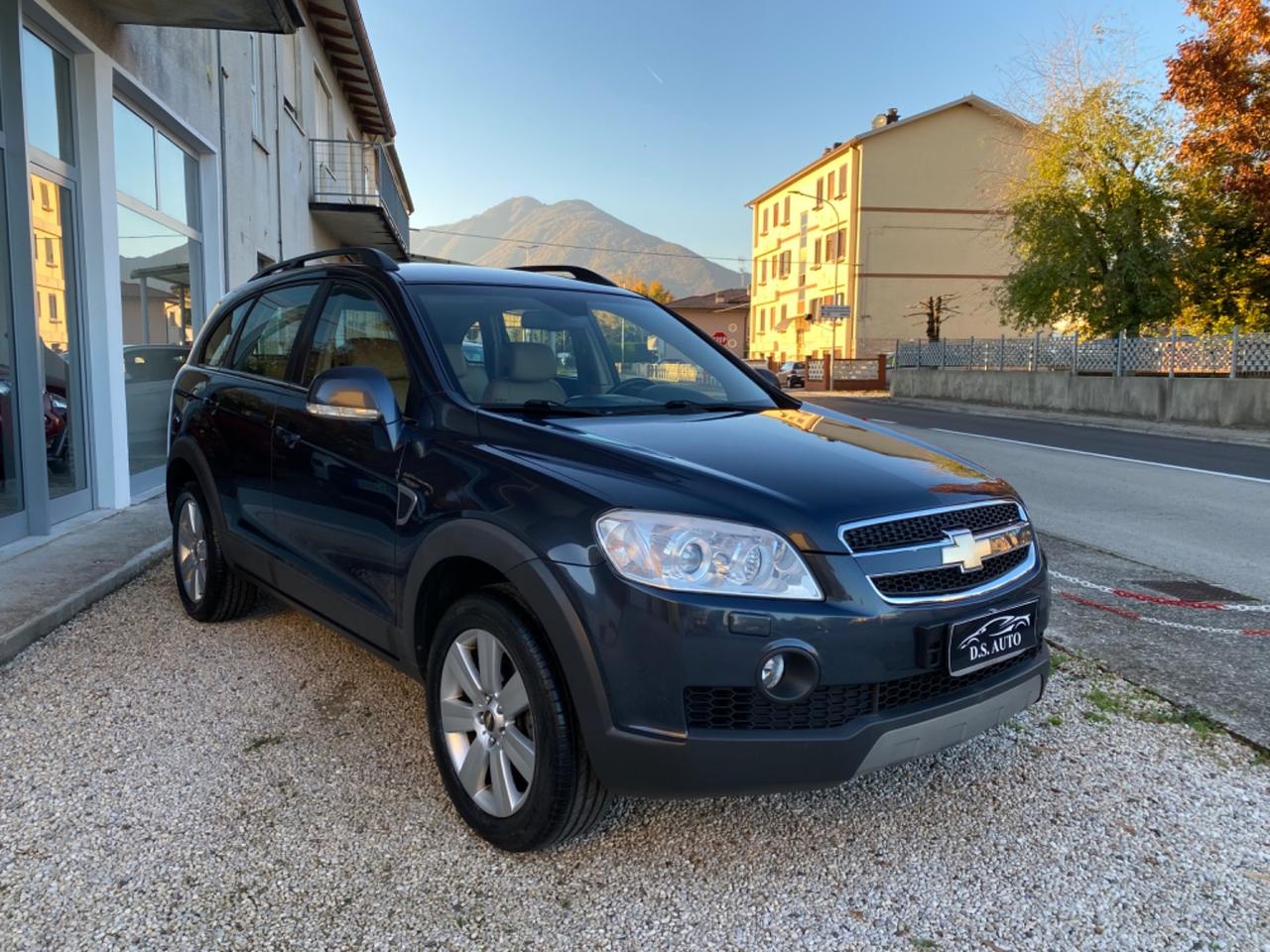 Chevrolet Captiva 2.0 7 POSTI 4x4 automatica