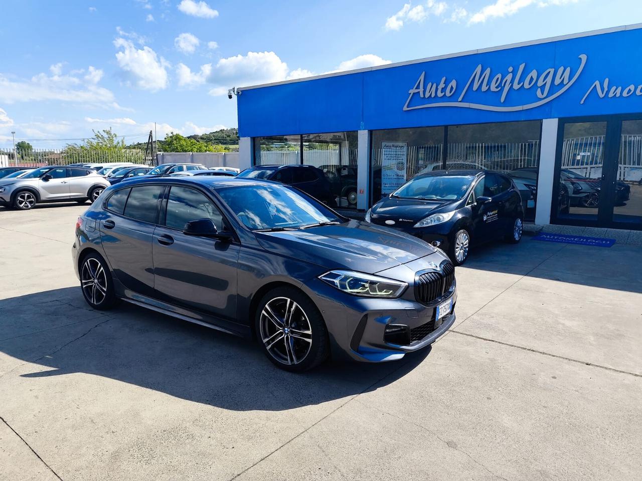 Bmw 118 118d 5p. Msport