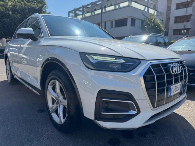 AUDI Q5 35 TDI S tronic Business Advanced