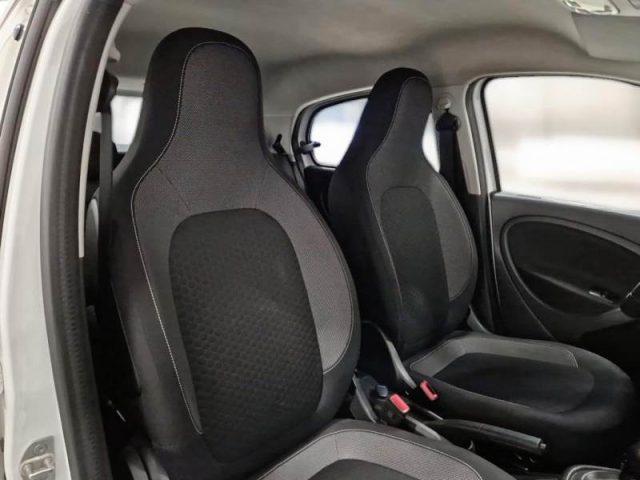 SMART ForFour EQ Passion