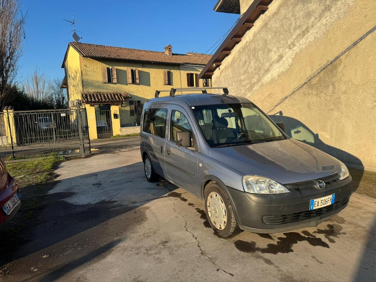 Opel Combo 1.6 EcoM 4p. Van Vetrato