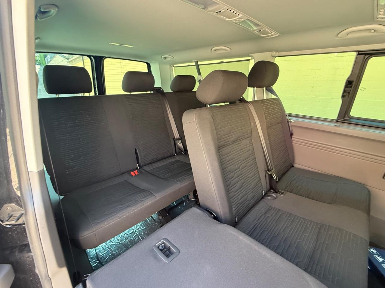 Volkswagen Caravelle 2.0 TDI 150CV "PASSO LUNGO-IVA ESPOSTA-KM 15000 !!!"