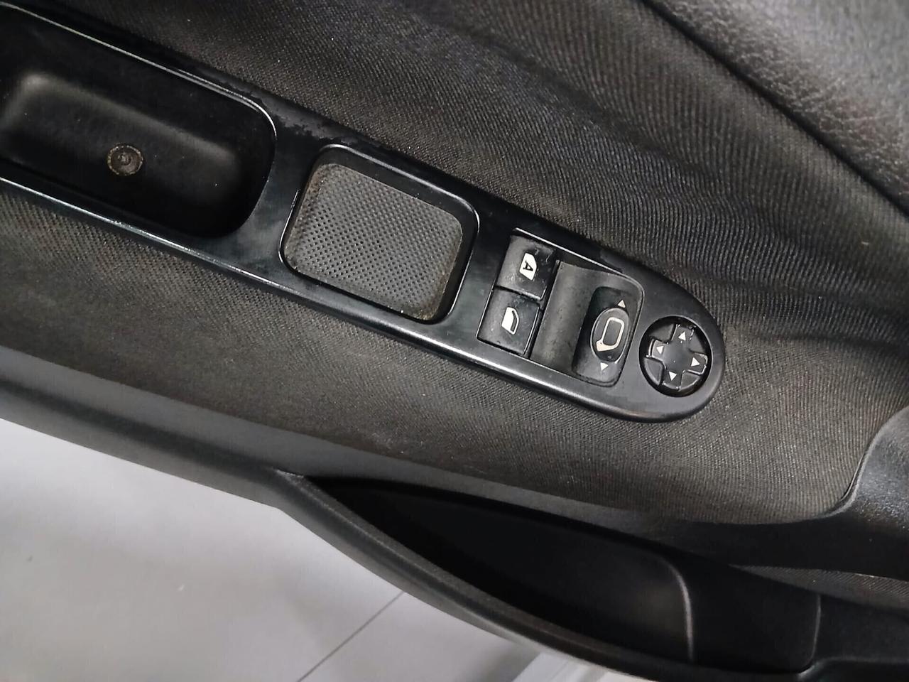 Peugeot 207 1.4 8V 75CV 5p. Energie Sport ECO GPL Motore revisionato totalmente