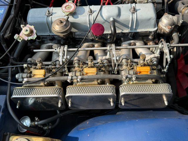 TRIUMPH TR6 CC 2498 PI AUTO IN CONTOVENDITA