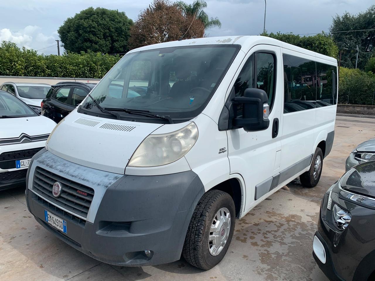 AUTOVETTURA 9 POSTI PULMINO