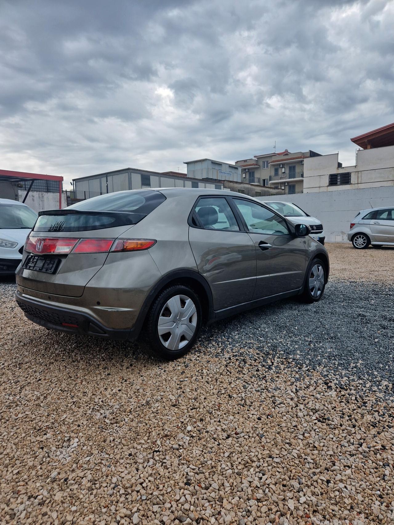 Honda Civic 1.4 i-DSi 5p. Comfort 140000km