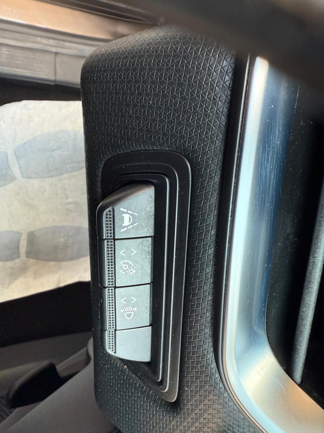 Renault Clio SCe 75 CV 5 porte Business OK NEOPATENTATI