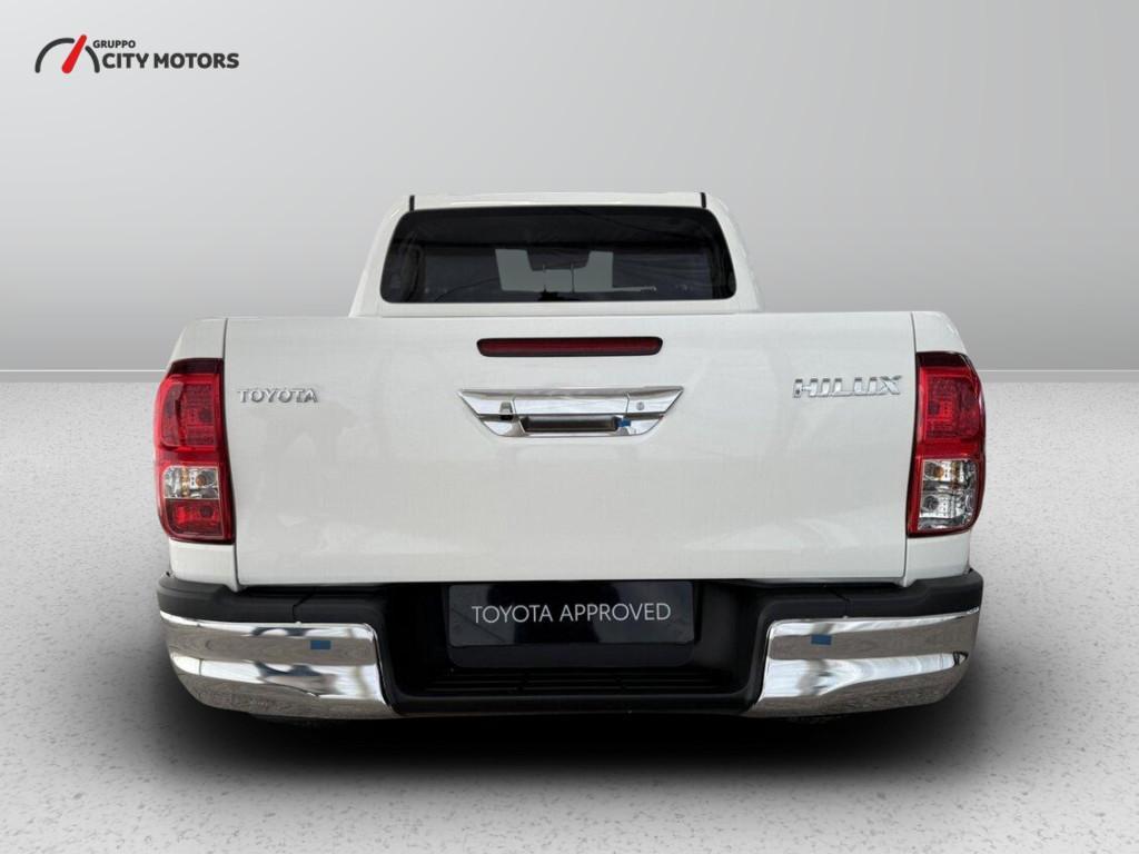 Toyota Hilux Double Cab 2.4 D-4D Lounge A/T
