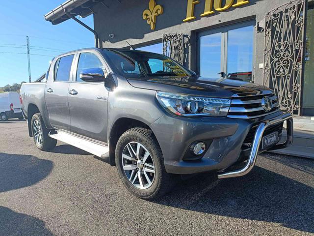 TOYOTA Hilux 2.4d150cv 4WD GANCIO TRAINO